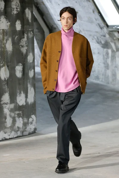 Look 23